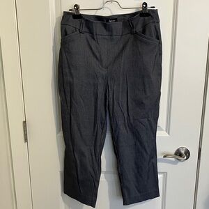 Women's Navy Cropped Pants